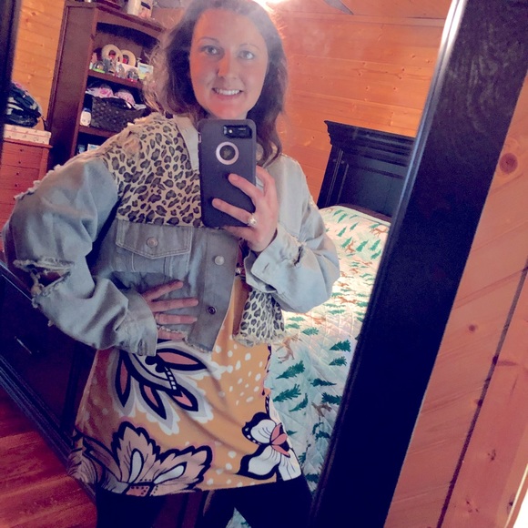 π RESERVED π πHPπ π Canβt Walk Away Denim Jacket π - Picture 2 of 8